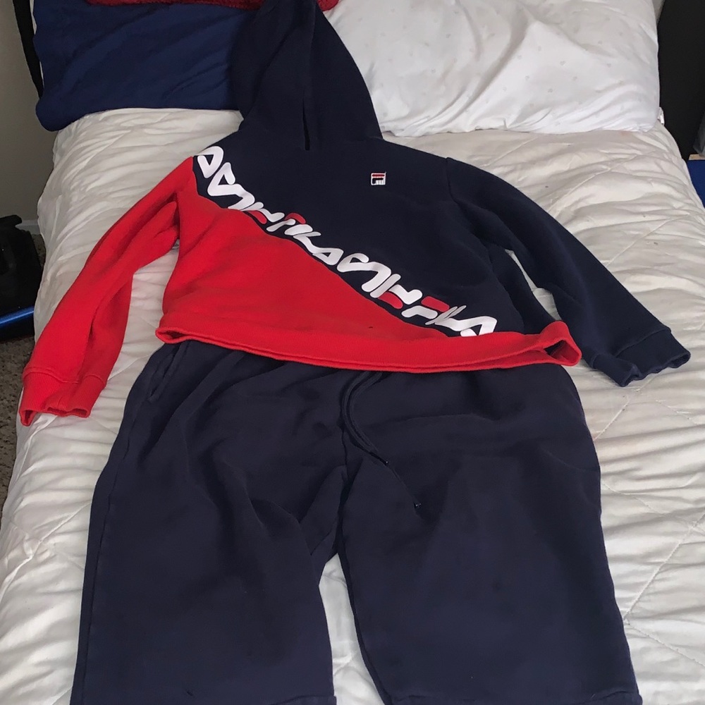 Flia hoodie and sweats outfit